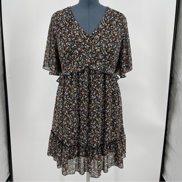 MANYDRESS Dresses & Skirts - MANYDRESS DRESS , size XL , lined , good condition, preowned